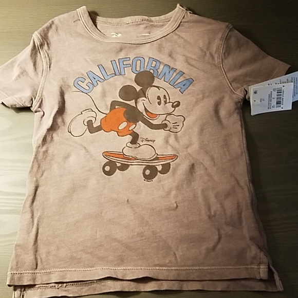 Disney Mickey Tshirt - Picture 2 of 5